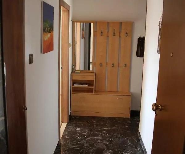 Guesthouse48 Daire *